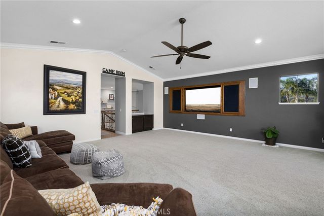 2384 Canyon Crest, La Verne, CA 91750