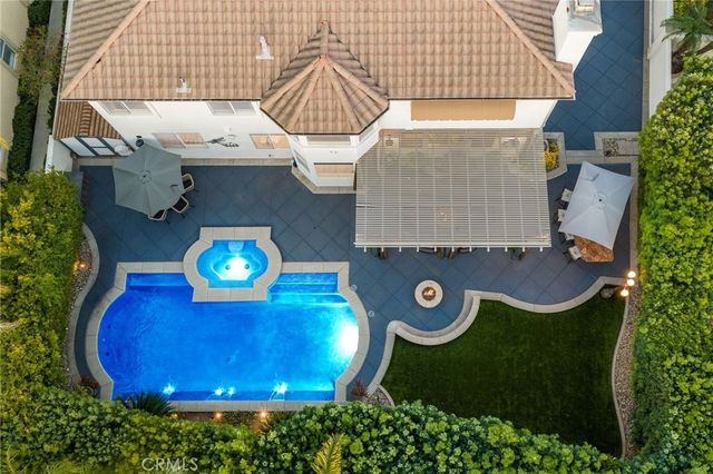 2384 Canyon Crest, La Verne, CA 91750