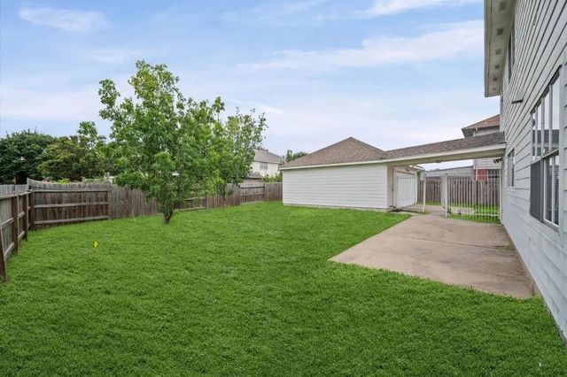 9366 Corner Oaks Lane, Houston, TX 77036