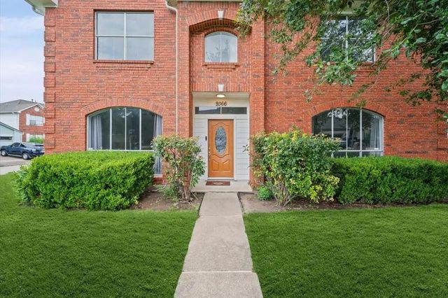 9366 Corner Oaks Lane, Houston, TX 77036
