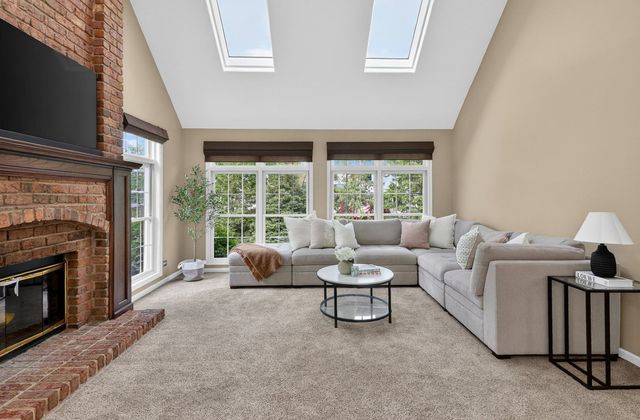 2908 Sibling Court, Naperville, IL 60564