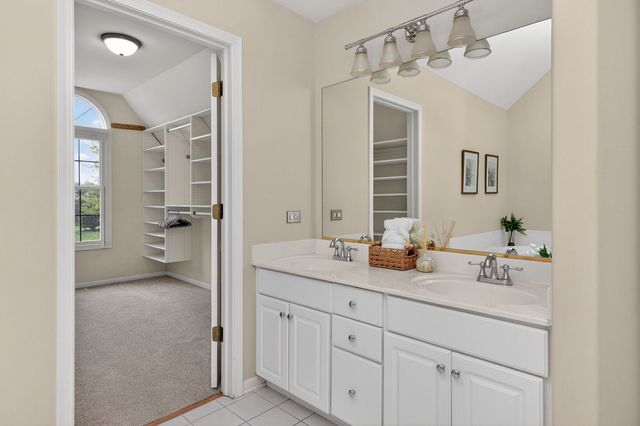 2908 Sibling Court, Naperville, IL 60564