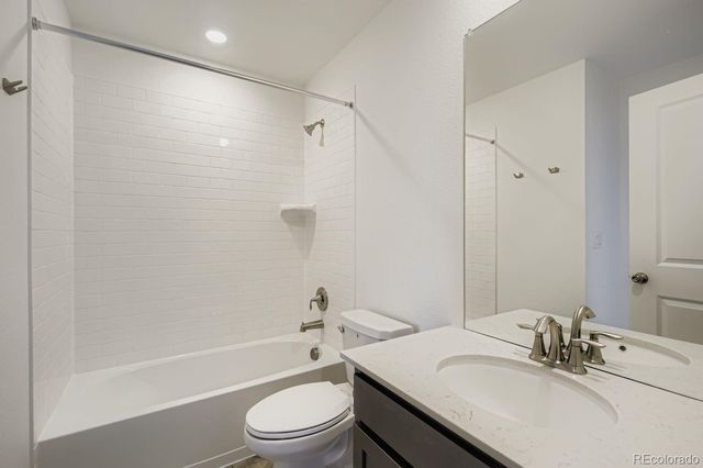 3176 Ironton Drive, Loveland, CO 80538