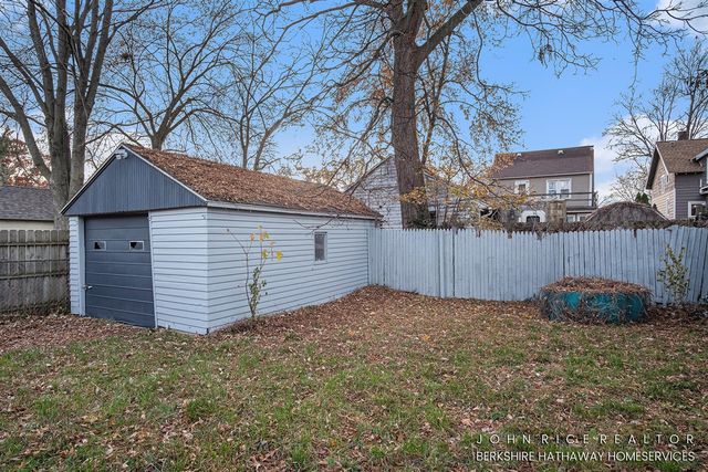 1941 Willard Avenue, Grand Rapids, MI 49507