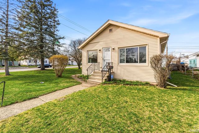 1002 E Broadway Street, Mishawaka, IN 46545