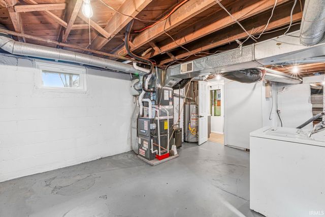 1002 E Broadway Street, Mishawaka, IN 46545