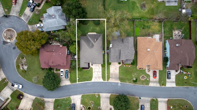 1906 W Mistral Lane, Fort Walton Beach, FL 32547