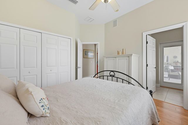 305 Marsh Point Cir, St Augustine, FL 32080