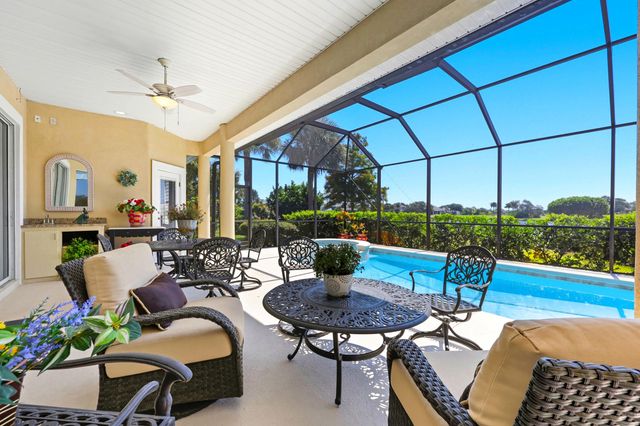 305 Marsh Point Cir, St Augustine, FL 32080