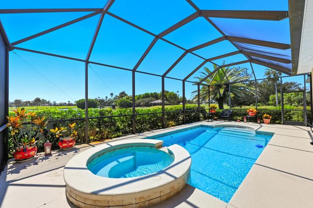 305 Marsh Point Cir, St Augustine, FL 32080