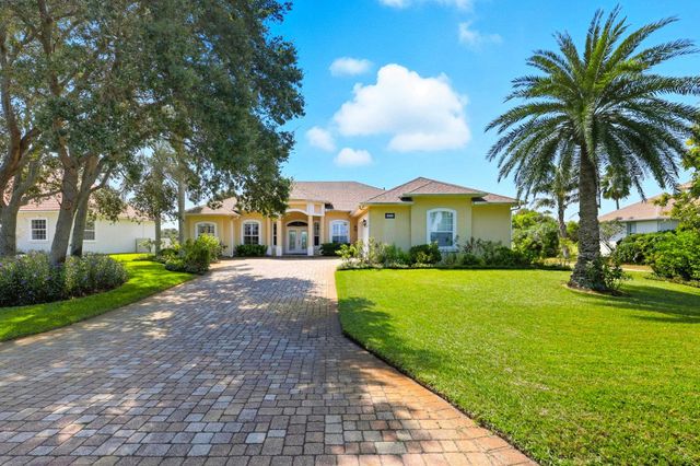 305 Marsh Point Cir, St Augustine, FL 32080