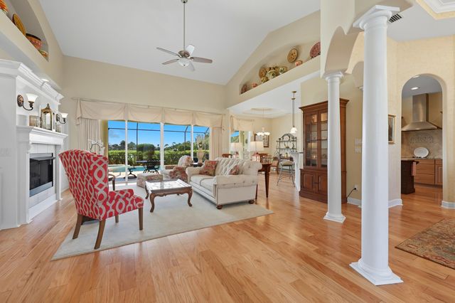 305 Marsh Point Cir, St Augustine, FL 32080