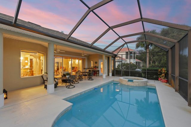 305 Marsh Point Cir, St Augustine, FL 32080