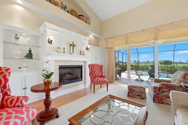 305 Marsh Point Cir, St Augustine, FL 32080