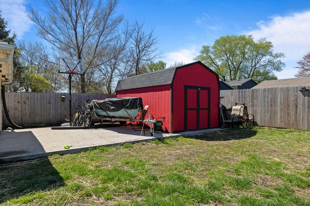 200 Mitchell Avenue SW, Mitchellville, IA 50169
