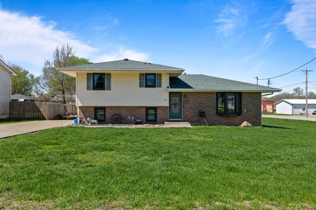 200 Mitchell Avenue SW, Mitchellville, IA 50169