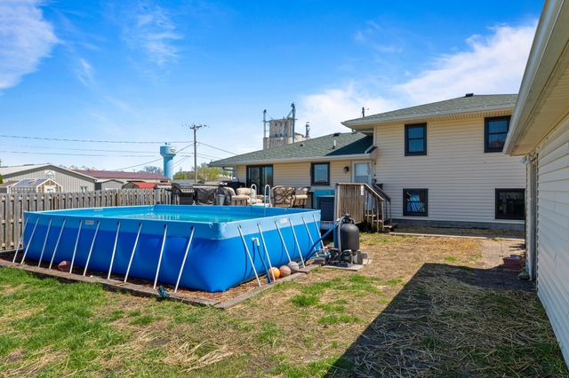 200 Mitchell Avenue SW, Mitchellville, IA 50169