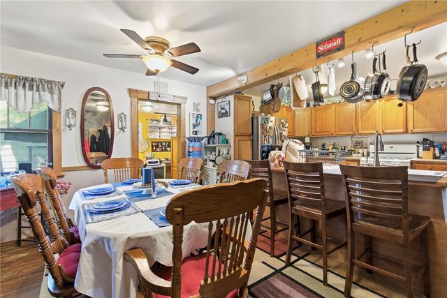 312 W Spring Street, Sulphur Springs, AR 72768