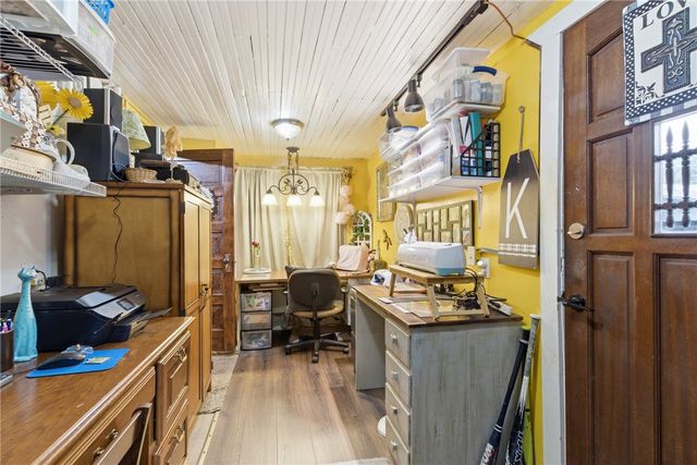 312 W Spring Street, Sulphur Springs, AR 72768