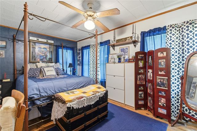 312 W Spring Street, Sulphur Springs, AR 72768