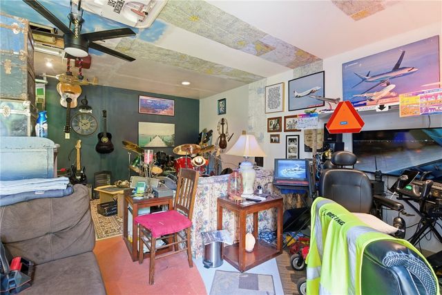 312 W Spring Street, Sulphur Springs, AR 72768