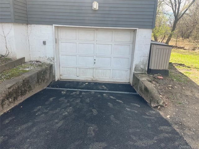 598 Rte 303, Blauvelt, NY 10913