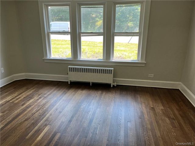 598 Rte 303, Blauvelt, NY 10913