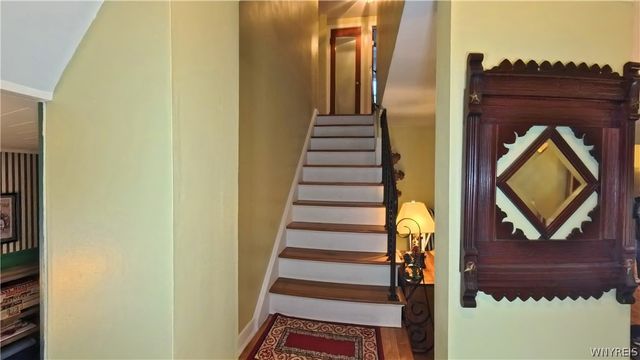 251 Ridgewood Drive, Amherst, NY 14226