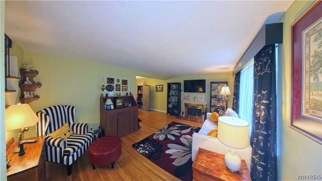 251 Ridgewood Drive, Amherst, NY 14226