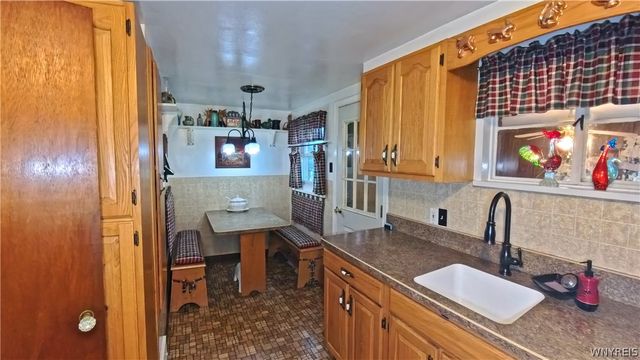 251 Ridgewood Drive, Amherst, NY 14226