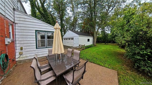 251 Ridgewood Drive, Amherst, NY 14226