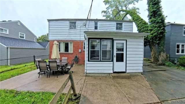 251 Ridgewood Drive, Amherst, NY 14226