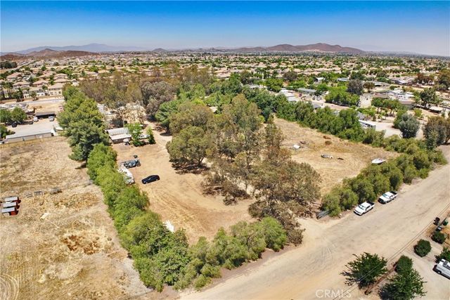 30925 Old Windmill Road, Menifee, CA 92584