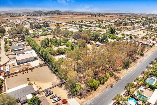 30925 Old Windmill Road, Menifee, CA 92584