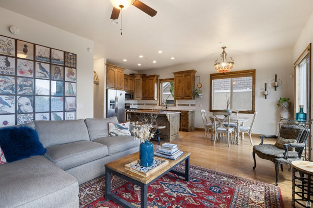 Image 7 of property listing at 515 W HERITAGE WAY #58, Heber City, UT 84032