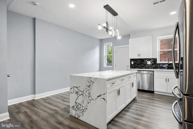 1029 S 54TH ST, Philadelphia, PA 19143