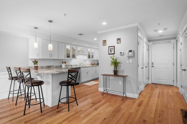 100 Burrill Street 3, Swampscott, MA 01907