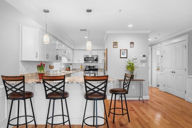 100 Burrill Street 3, Swampscott, MA 01907