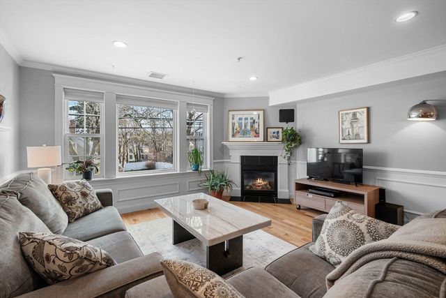 100 Burrill Street 3, Swampscott, MA 01907