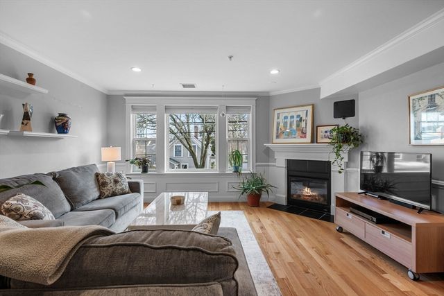 100 Burrill Street 3, Swampscott, MA 01907