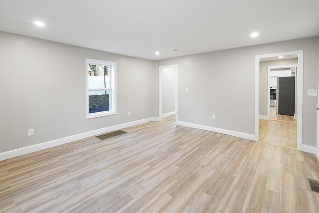 98 Southville B, Southborough, MA 01772