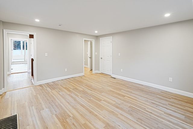 98 Southville B, Southborough, MA 01772