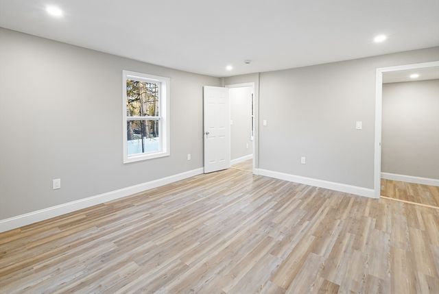 98 Southville B, Southborough, MA 01772