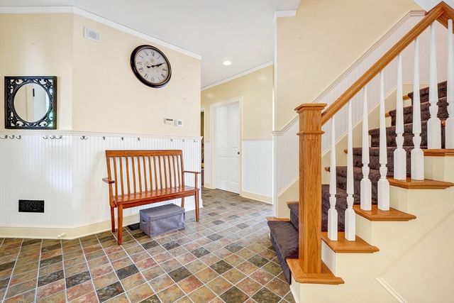 10 Rock Meadow Rd, Westwood, MA 02090