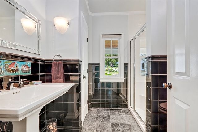 10 Rock Meadow Rd, Westwood, MA 02090