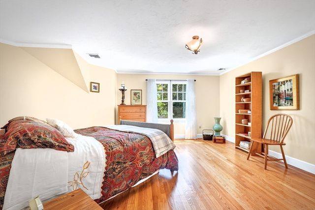 10 Rock Meadow Rd, Westwood, MA 02090