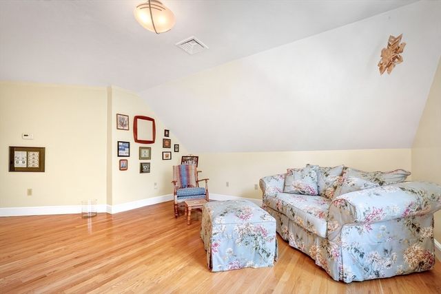 10 Rock Meadow Rd, Westwood, MA 02090