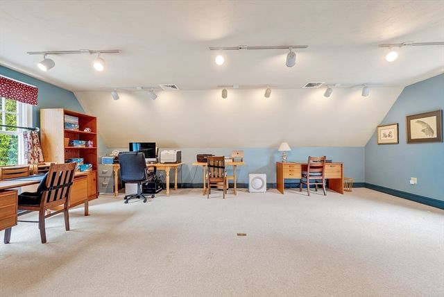10 Rock Meadow Rd, Westwood, MA 02090