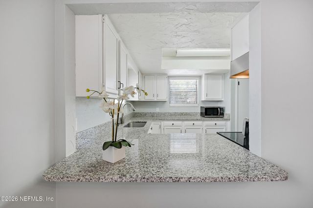 144 POINSETTIA Street, Atlantic Beach, FL 32233