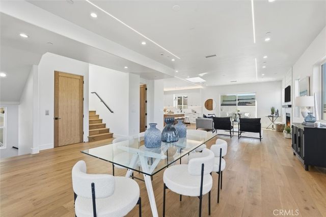 617 N Irena Avenue A, Redondo Beach, CA 90277